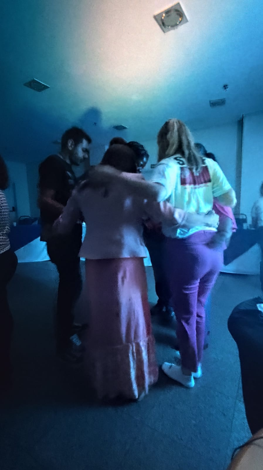 Participantes em atividade de grupo durante o MIP